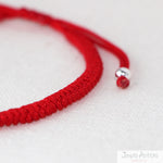 Pulsera de Hilo Rojo con 8 Esferas con Cascabel Ajustable