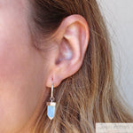 HOOPS PUNTITAS ESMALTADAS PIEDRA LUNA