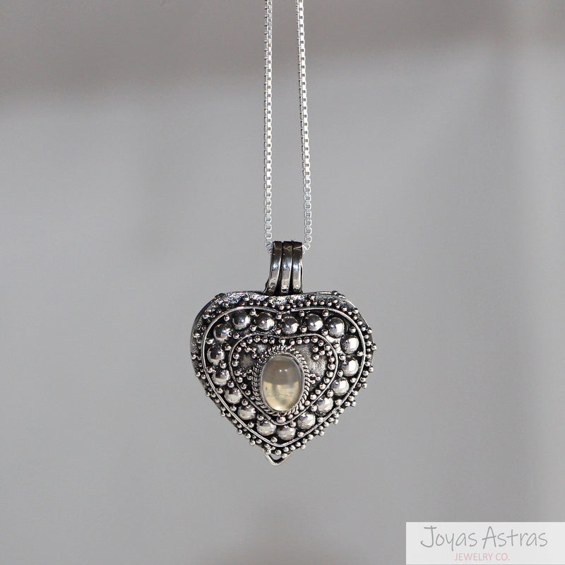 COLLAR LOVE BOX