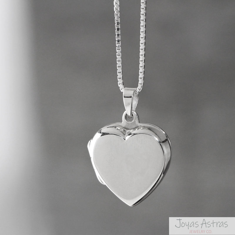 COLLAR RELICARIO CORAZÓN