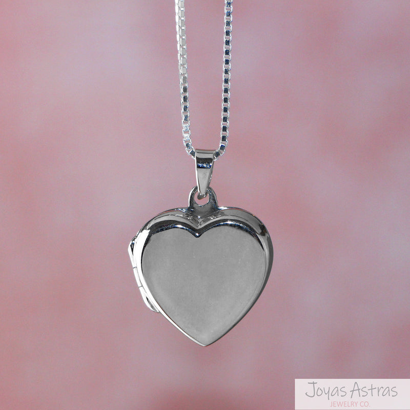 COLLAR RELICARIO CORAZÓN