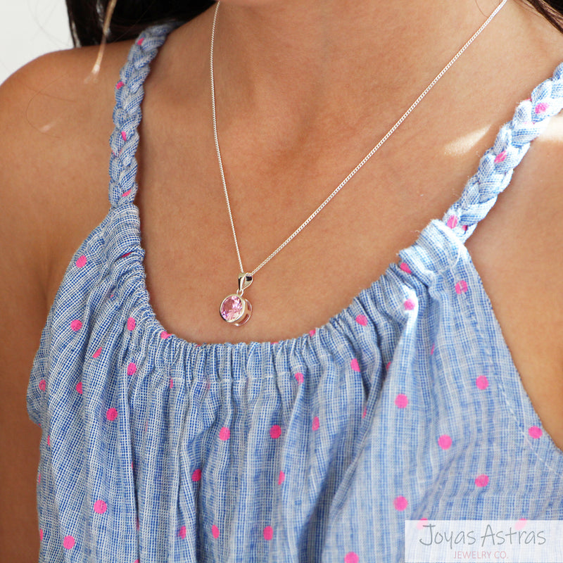 COLLAR PUNTO DE LUZ ROSADO KIDS